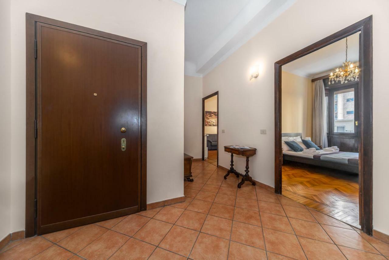 Premium Suite Milan Milão Exterior foto